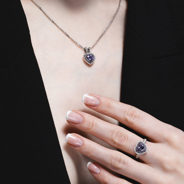 Кулон из белого золота с бриллиантами и танзанитом (047118)