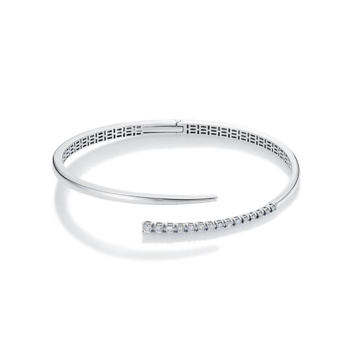 Браслет из белого золота с бриллиантами (060391)