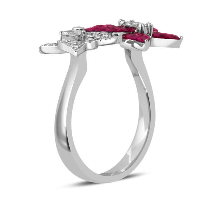 Кольцо из белого золота с бриллиантами и рубинами (041137)
