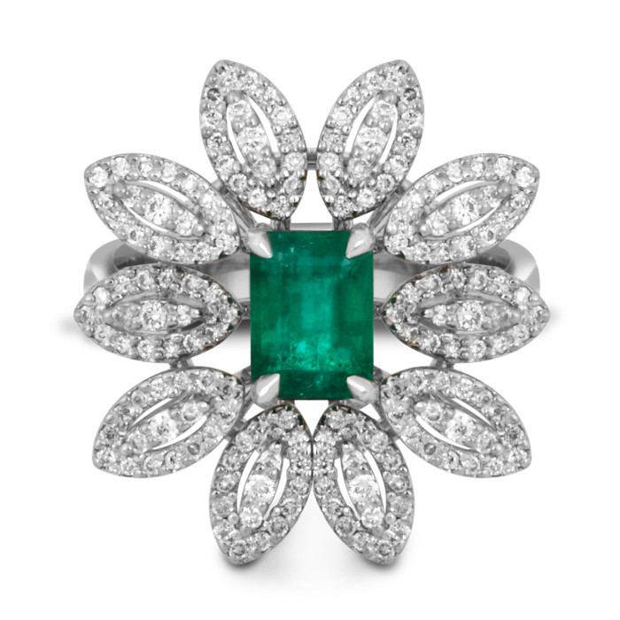 Кольцо из белого золота с бриллиантами и изумрудом (038833)