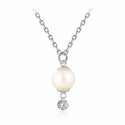 Колье из белого золота с бриллиантом и жемчугом Акойя (047767)